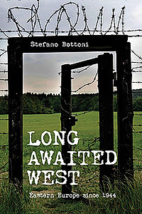 Bookcover Long Awaited West. Eastern Europe since 1944